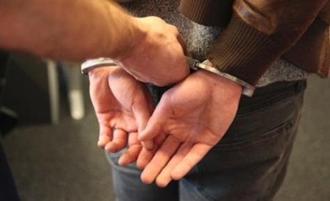 aanhouding-handboeien-2_0