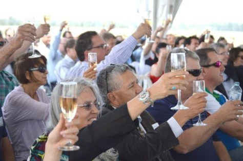 niagara wind open house champagne cheer